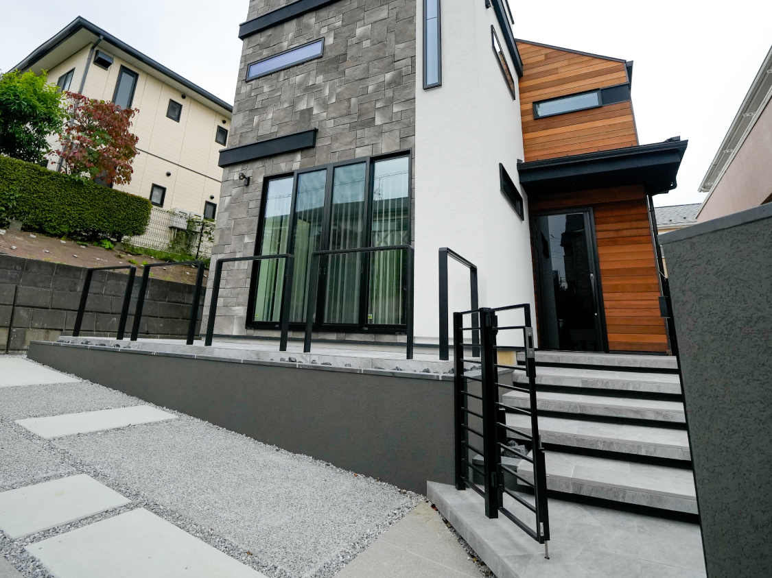 スマート高断熱ドア FamiLock